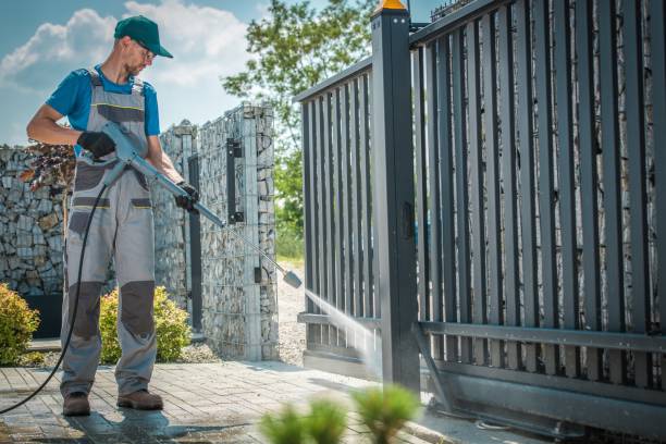 Best Pool Deck Cleaning  in Coushatta, LA